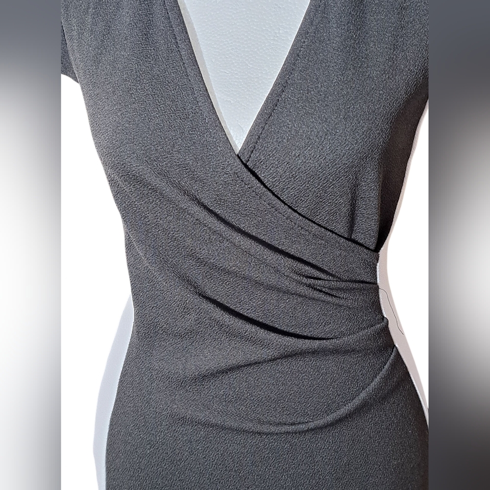 GENTLY LOVED ❤️💄 Younique SZ MD (FITS SM/MD Elegant Black and White Wrap Dress - Picture 7 of 11